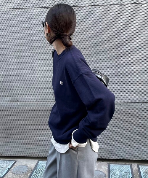 fredy emue（フレディエミュ）の「【WEB限定】FR刺繍裏毛スウェット（スウェット・レディース・ベビーピンク/ライトグレー/ブラウン/ネイビー・38）」の19枚目の写真