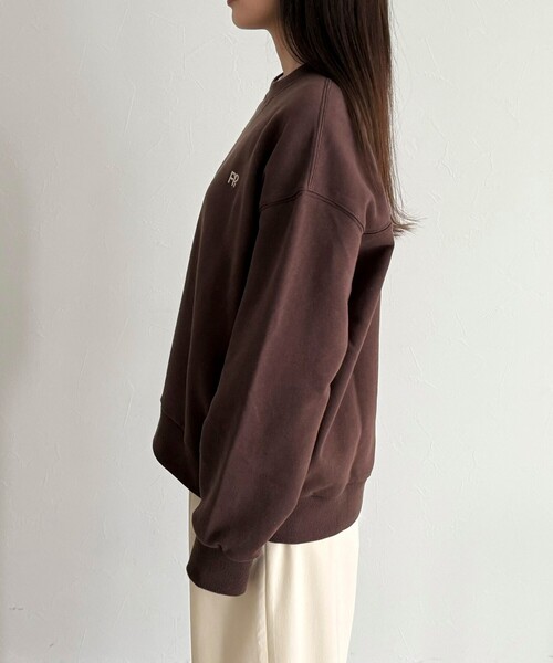 fredy emue（フレディエミュ）の「【WEB限定】FR刺繍裏毛スウェット（スウェット・レディース・ベビーピンク/ライトグレー/ブラウン/ネイビー・38）」の7枚目の写真