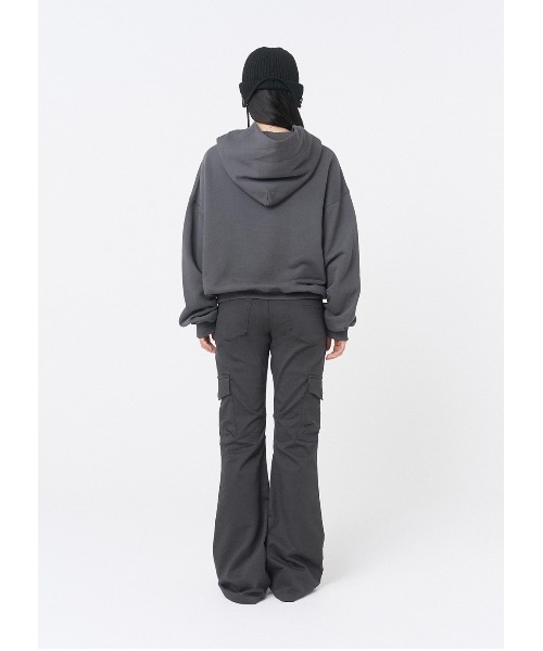 Miseki SEOUL(ミセキソウル)の「LOGO SWEAT HOODIE(パーカー・レディース・ブラック/チャコールグレー・OS)」の15枚目の写真