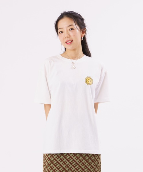 PR01.(ピーアールワン)の「BIG WAVE ピース&スマイル プリントTシャツ(Tシャツ/カットソー・メンズ・オフホワイト・LARGE/MEDIUM)」の3枚目の写真