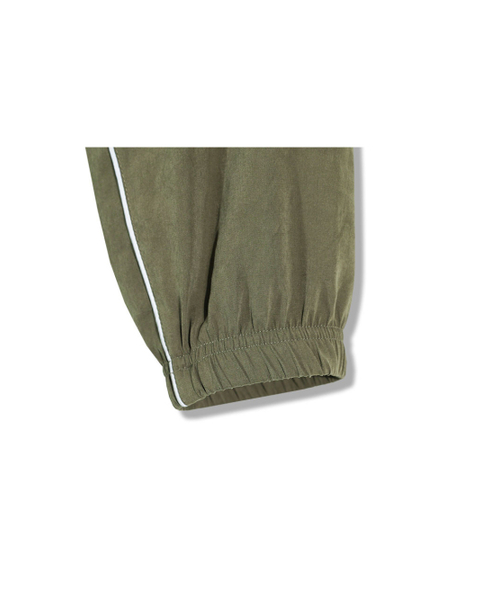 GUBIN(グビン)の「配色パイピングラインジャージ - カーキ(ナイロンジャケット・レディース・その他・SMALL/MEDIUM/LARGE)」の6枚目の写真