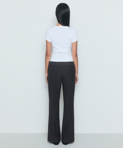 MUSINSA STANDARD WOMAN（ムシンサスタンダードウーマン）の「ウィメンズセミブーツカットヒドゥンバンディングスラックス[グレー]（スラックス・レディース・その他・34/27/28/29/32/30/31/24/25/26）」の4枚目の写真