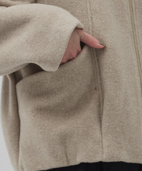 PUBLIC TOKYO(パブリックトウキョウ)の「ウールジップタックショートコート(ブルゾン・レディース・ブラック/マルチ/ベージュ・1/2)」の16枚目の写真