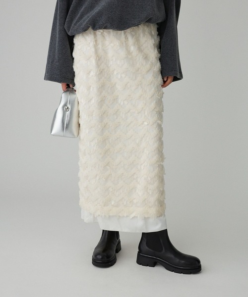 BABYLONE（バビロン）の「フェザースパンコールスカート（スカート・レディース・チャコール/オフホワイト・フリー）」の2枚目の写真