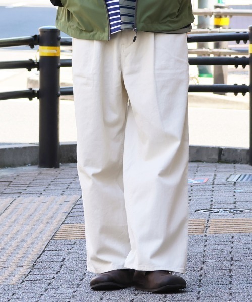 KRIFF MAYER(クリフメイヤー)の「ワイドストレートデニムパンツ(デニムパンツ・メンズ・ダークブルー/チャコール/ライトブルー/ナチュラル・SMALL/X-LARGE/LARGE/MEDIUM)」の3枚目の写真