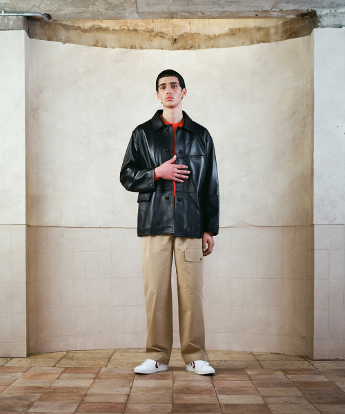 SHIRTER(シャーター)の「DOUBLE PLEATS BIG POCKET PANTS (BEIGE)(その他パンツ・メンズ・その他・SMALL/MEDIUM/LARGE)」の3枚目の写真