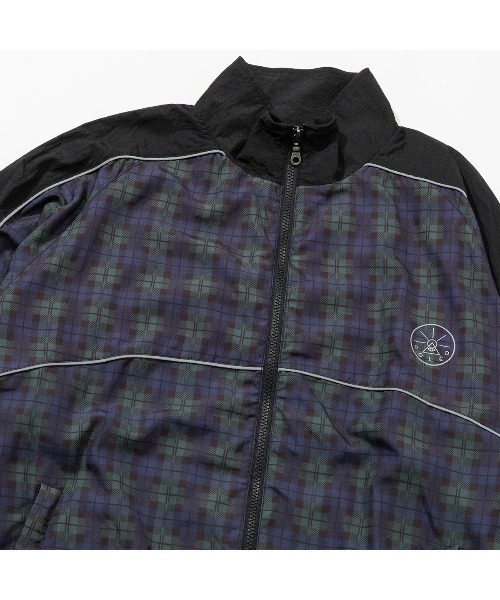 POLeR（ポーラー）の「POLER SHIRRING NYLON PIPING JACKET（ポーラー シャーリング ナイロン パイピング ジャケット）（ナイロンジャケット・メンズ・グリーン系/ブラック・MEDIUM/LARGE/X-LARGE）」の5枚目の写真