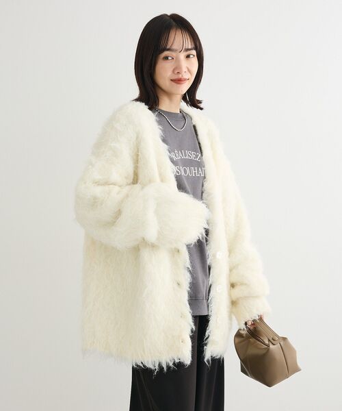 Green　Parks（グリーンパークス）の「裏起毛ルーズサイズロゴプルオーバー（スウェット・レディース・イエロー/ホワイト系その他/ピンク/ネイビー/チャコールグレー/ホワイト系その他2・FREE）」の10枚目の写真