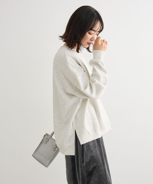 Green　Parks（グリーンパークス）の「裏起毛ルーズサイズロゴプルオーバー（スウェット・レディース・イエロー/ホワイト系その他/ピンク/ネイビー/チャコールグレー/ホワイト系その他2・FREE）」の14枚目の写真