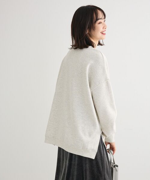 Green　Parks（グリーンパークス）の「裏起毛ルーズサイズロゴプルオーバー（スウェット・レディース・イエロー/ホワイト系その他/ピンク/ネイビー/チャコールグレー/ホワイト系その他2・FREE）」の15枚目の写真