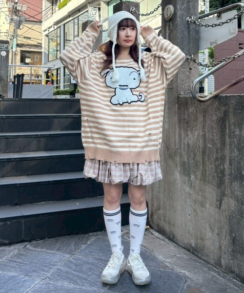 Candy Stripper(キャンディストリッパー)の「【クレヨンしんちゃん】シロ ダメージ ボーダー ニット(ニット/セーター・レディース・ライトブルー/ブラウン/ブラック×ホワイト・FREE)」の20枚目の写真