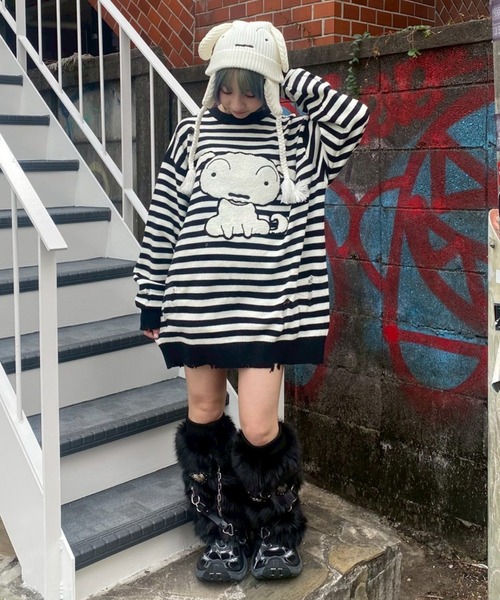 Candy Stripper(キャンディストリッパー)の「【クレヨンしんちゃん】シロ ダメージ ボーダー ニット(ニット/セーター・レディース・ライトブルー/ブラウン/ブラック×ホワイト・FREE)」の22枚目の写真