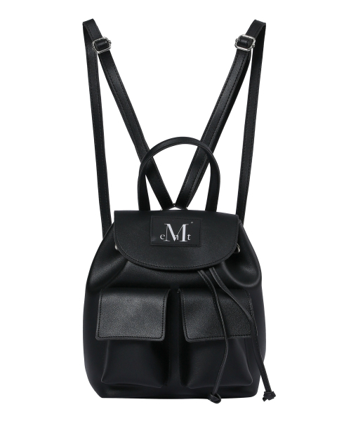 MUCENT(ムセント)の「アレンツーポケットレザーミニバックパック 男女共用(バックパック/リュック・レディース・ブラック・FREE)」の2枚目の写真