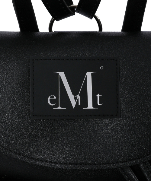 MUCENT(ムセント)の「アレンツーポケットレザーミニバックパック 男女共用(バックパック/リュック・レディース・ブラック・FREE)」の4枚目の写真