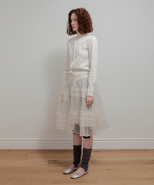 AOPT（アオプト）の「ORGANZA FRILL LAYERED SKIRT - CREAM（スカート・レディース・その他・SMALL/MEDIUM）」の3枚目の写真