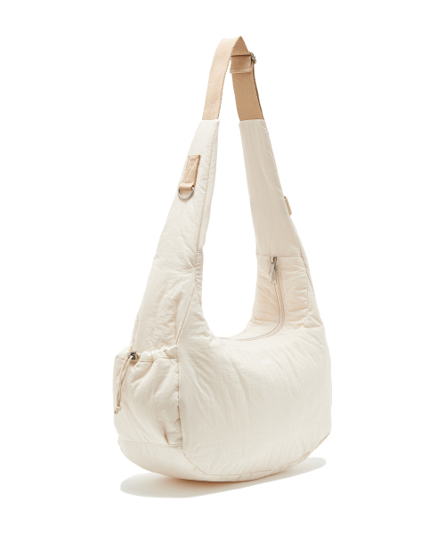 PIECEMAKER(ピースメーカー)の「MULTI POCKET CUSHION CROSS BAG (IVORY)(メッセンジャーバッグ・レディース・その他・FREE)」の3枚目の写真