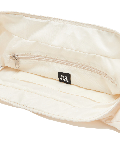 PIECEMAKER(ピースメーカー)の「MULTI POCKET CUSHION CROSS BAG (IVORY)(メッセンジャーバッグ・レディース・その他・FREE)」の7枚目の写真