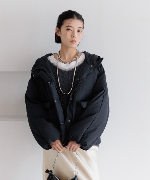 BAYFLOW（ベイフロー）の「ショートパファーフーディージャケット（ナイロンジャケット・レディース・ブラック/ホワイト/ブラウン・FREE）」の5枚目の写真