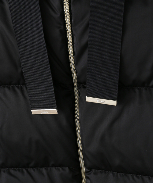 IENA（イエナ）の「HERNO/ヘルノ DOWN CT ダウンコート PI1304D（ダウンジャケット/コート・レディース・チャコールグレー/ブラック・36/38）」の7枚目の写真