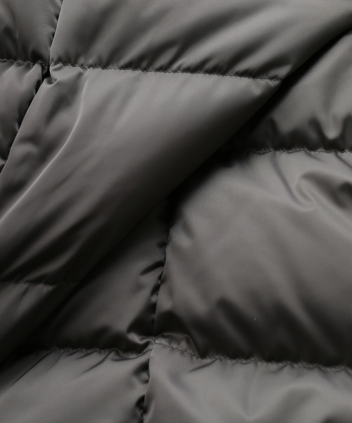 IENA（イエナ）の「HERNO/ヘルノ DOWN CT ダウンコート PI1304D（ダウンジャケット/コート・レディース・チャコールグレー/ブラック・36/38）」の16枚目の写真