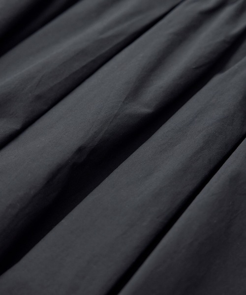 SALON adam et rope'（サロン アダム エ ロペ）の「【WEB・一部店舗限定】スリットフレアスカート（スカート・レディース・オフホワイト/ブラック/ベージュ・FREE）」の17枚目の写真