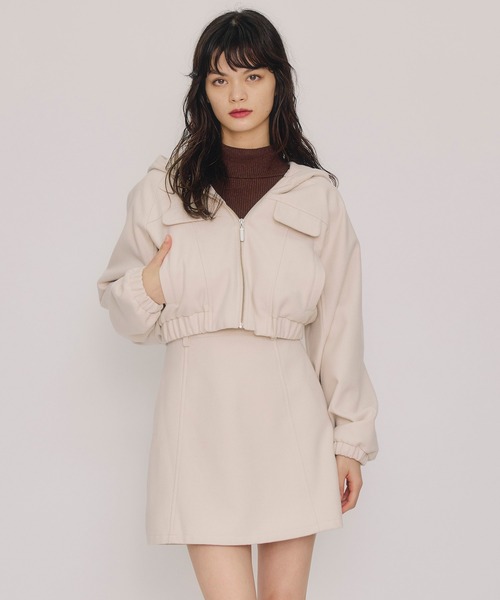 REDYAZEL（レディアゼル）の「【セットアップ可能】ビッグスリーブフードショートブルゾン（ブルゾン・レディース・サックスブルー/アイボリー/チャコールグレー・FREE）」の7枚目の写真