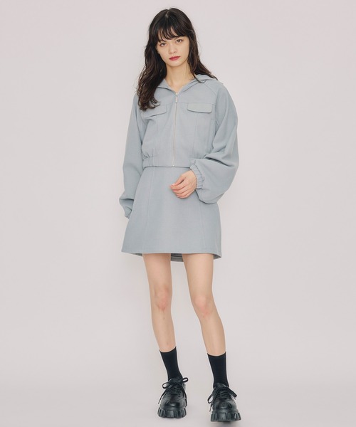 REDYAZEL（レディアゼル）の「【セットアップ可能】ビッグスリーブフードショートブルゾン（ブルゾン・レディース・サックスブルー/アイボリー/チャコールグレー・FREE）」の13枚目の写真