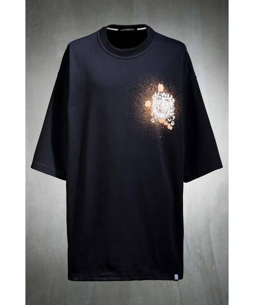 KIRTIMUKHA(キールティムカ)の「スプレーブリーチオーバーサイズ半袖Tシャツブラック(Tシャツ/カットソー・メンズ・その他・2/3)」の2枚目の写真