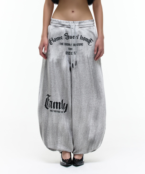 Op. 08 SWEET FAMILY BALLOON SWEAT PANTS DIRTY WHITE