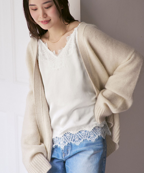 Noble（ノーブル）の「リバーレーストリミングサテンキャミソール（キャミソール・レディース・ブラック/ホワイト・FREE）」の2枚目の写真