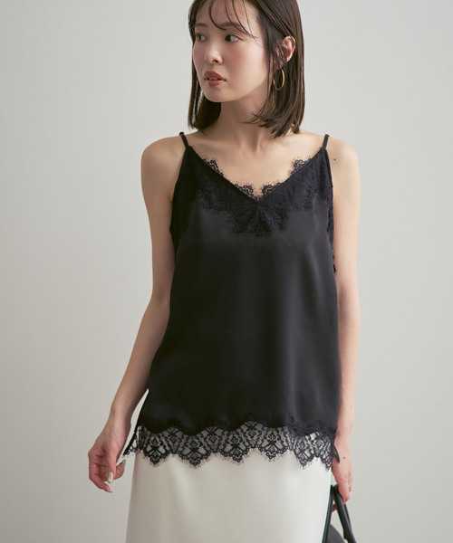 Noble（ノーブル）の「リバーレーストリミングサテンキャミソール（キャミソール・レディース・ブラック/ホワイト・FREE）」の9枚目の写真