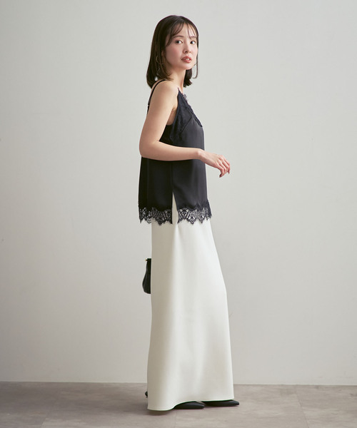 Noble（ノーブル）の「リバーレーストリミングサテンキャミソール（キャミソール・レディース・ブラック/ホワイト・FREE）」の13枚目の写真