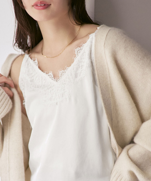 Noble（ノーブル）の「リバーレーストリミングサテンキャミソール（キャミソール・レディース・ブラック/ホワイト・FREE）」の16枚目の写真