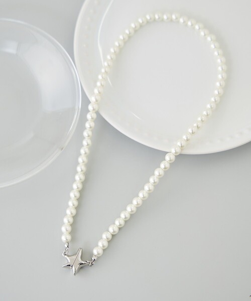 ROPE' PICNIC（ロペピクニック）の「スターモチーフマグネットガラスパールネックレス（ネックレス・レディース・シルバー/ゴールド・FREE）」の2枚目の写真
