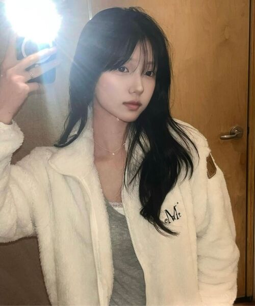 MUCENT（ムセント）の「ノルマンボグル羊毛フリースジップアップ 男女共用 (2カラー)（その他アウター・レディース・アイボリー/ブラック/ブラック系/アイボリー系・0/1/2/LARGE/X-LARGE）」の20枚目の写真