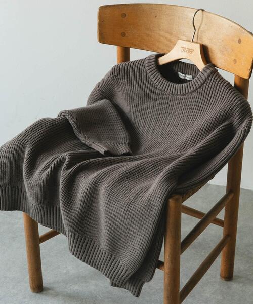 URBAN RESEARCH DOORS(アーバンリサーチドアーズ)の「畦ニット クルーネックプルオーバー(ニット/セーター・メンズ・グリーン系その他/レッド/グレー/チャコールグレー・MEDIUM/LARGE)」の2枚目の写真