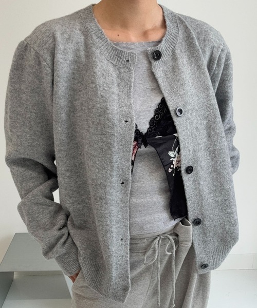 AUREN(オーレン)の「ノーカラーカーディガン/軽くて柔らかな着心地/トレンド/レイヤード(カーディガン/ボレロ・メンズ・グレー/チャコールグレー・LARGE/X-LARGE/MEDIUM)」の9枚目の写真