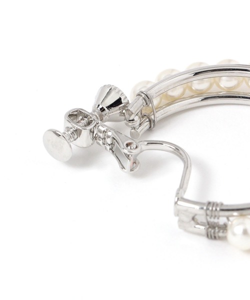 LAKOLE(ラコレ)の「パールラインフープイヤリング / 634126(イヤリング・レディース・その他2/その他1・FREE)」の3枚目の写真