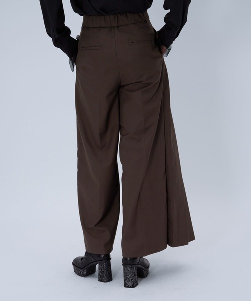 HARE(ハレ)の「ラップデザインプリーツパンツ(HARE)(スラックス・レディース・グレー/ブラック/ブラウン・FREE)」の17枚目の写真