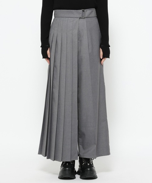 HARE(ハレ)の「ラップデザインプリーツパンツ(HARE)(スラックス・レディース・グレー/ブラック/ブラウン・FREE)」の18枚目の写真