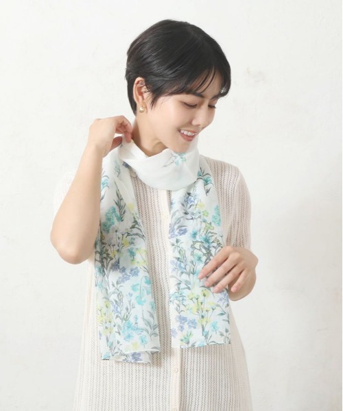 and it_（アンドイット）の「軽くて柔らかいコットンストール（ストール/ショール・レディース・ホワイト系その他2/イエロー系その他/ピンク系その他/ホワイト系その他/ブルー系その他/ピンク系その他2・FREE）」の3枚目の写真