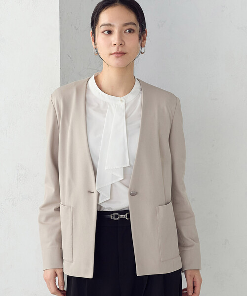 COMME CA ISM(コムサイズム)の「鹿の子ノーカラージャケット(ノーカラージャケット・レディース・ベージュ/ネイビー・X-SMALL/X-LARGE/LARGE/MEDIUM/SMALL)」の2枚目の写真
