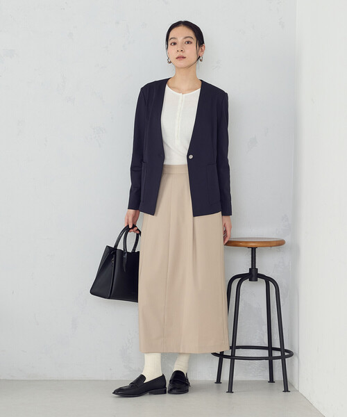 COMME CA ISM(コムサイズム)の「鹿の子ノーカラージャケット(ノーカラージャケット・レディース・ベージュ/ネイビー・X-SMALL/X-LARGE/LARGE/MEDIUM/SMALL)」の4枚目の写真