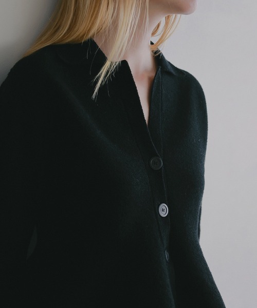 MANOF(マノフ)の「VOLUME PEPLUM KNIT CARDIGAN(カーディガン/ボレロ・レディース・ブラック/アイボリー・F)」の16枚目の写真