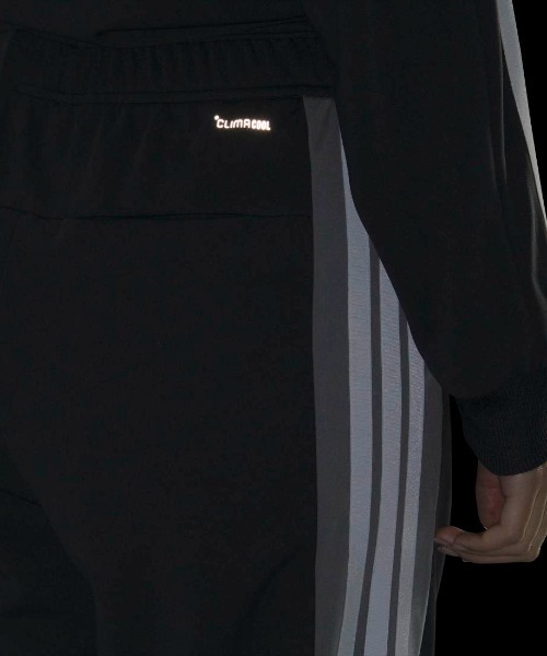 adidas(アディダス)の「アディダス adidas チームス ルーズフィット トラックパンツ(その他パンツ・レディース・ブラック/ネイビー・S/M/L/XL)」の7枚目の写真