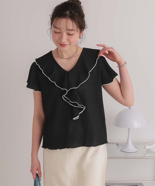 titivate(ティティベイト)の「配色メローフリルトップス(Tシャツ/カットソー・レディース・アイボリー/ブラック/ライトブルー・FREE)」の2枚目の写真