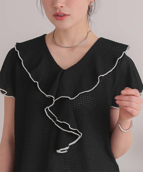 titivate(ティティベイト)の「配色メローフリルトップス(Tシャツ/カットソー・レディース・アイボリー/ブラック/ライトブルー・FREE)」の16枚目の写真