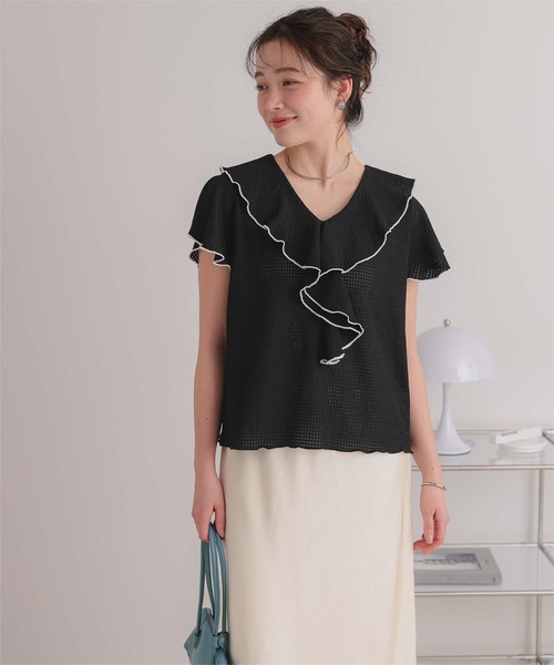 titivate(ティティベイト)の「配色メローフリルトップス(Tシャツ/カットソー・レディース・アイボリー/ブラック/ライトブルー・FREE)」の17枚目の写真