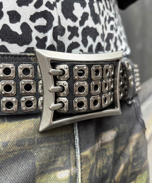 Never mind the XU(ネバーマインドザエックスユー)の「【Never mind the XU】Rivet eyelet biker belt / 【ネバーマインド ザ エックスユー】リベットアイレットバイカーベルト <着用動画あり>(ベルト・メンズ・ブラック/ホワイト・ONE SIZE)」の18枚目の写真