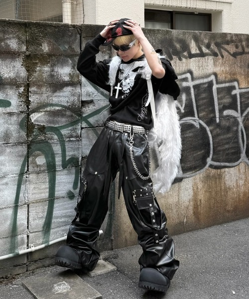 Never mind the XU(ネバーマインドザエックスユー)の「【Never mind the XU】Rivet eyelet biker belt / 【ネバーマインド ザ エックスユー】リベットアイレットバイカーベルト <着用動画あり>(ベルト・メンズ・ブラック/ホワイト・ONE SIZE)」の14枚目の写真
